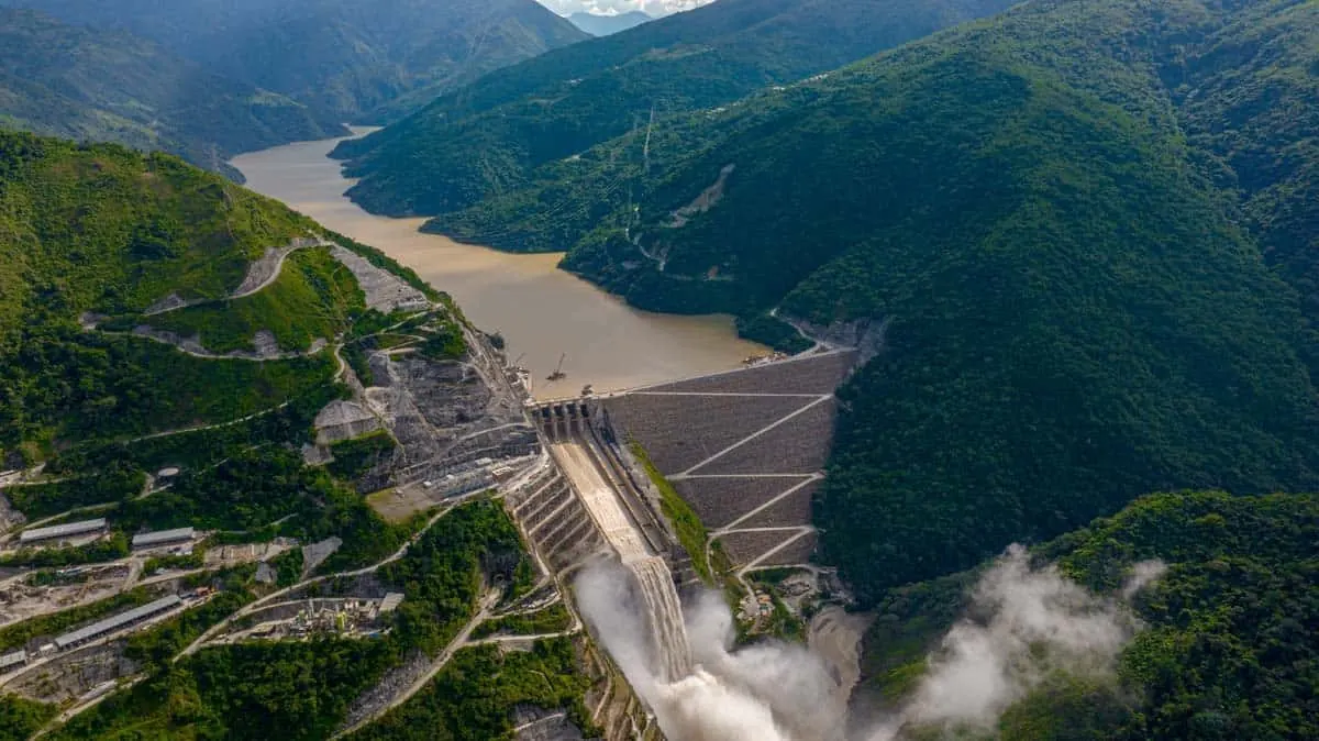 Cañón del río Cauca y embalse